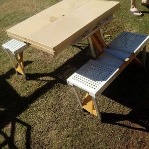 PORTABLE PARTY KIDS CAMPING TABLE AND CHAIRS